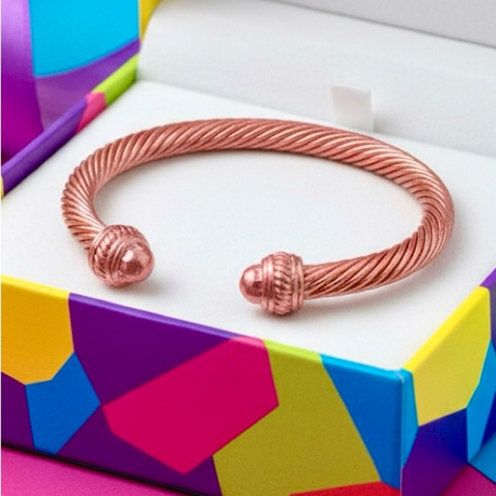 Elegant Rose Gold Cuff Unisex Bracelet